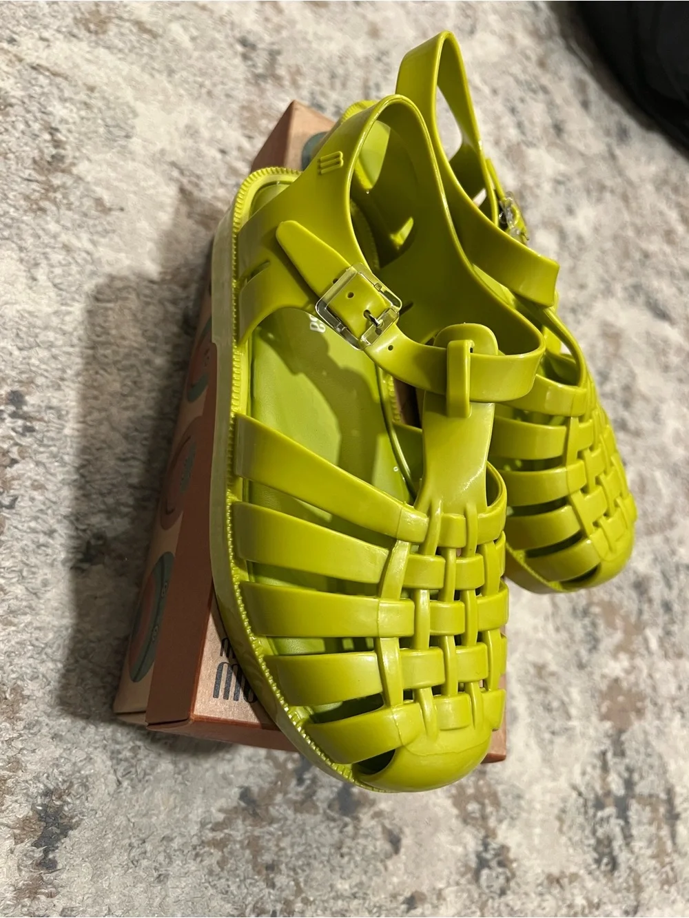 Mini Melissa Pea Green Jelly Fisherman Sandals; size 1; NWT and box